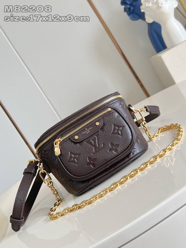 Factory Price P Top Original M82208 Chocolate Embossed M13827 This Mini Bumbag H