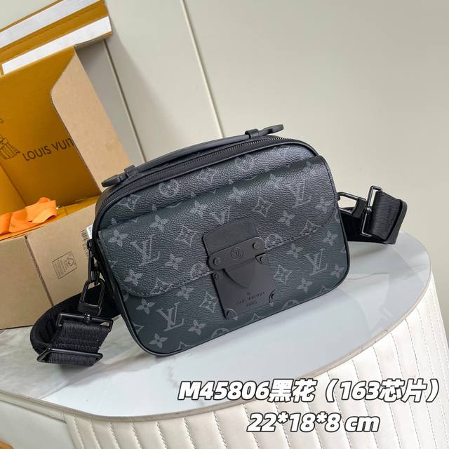 163C01 Chip Version Internal Price P Model Number: M45806 Black Flower, Original