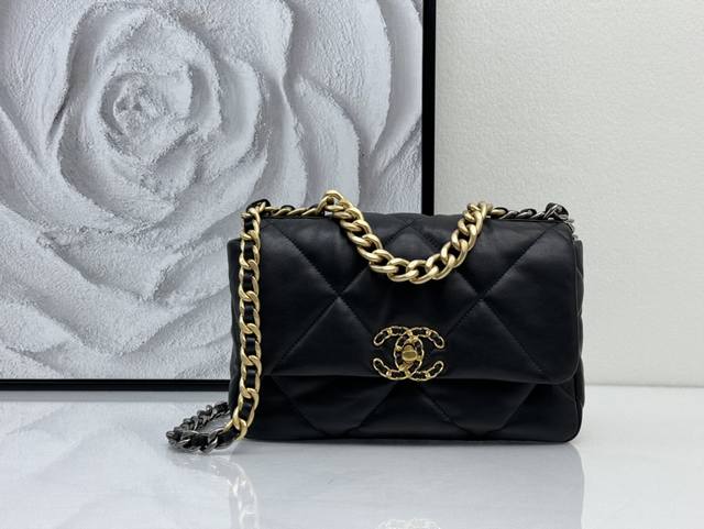 Bag Small Original Leather Classic Model Chip 19 Bag Leather: Original Square Fr