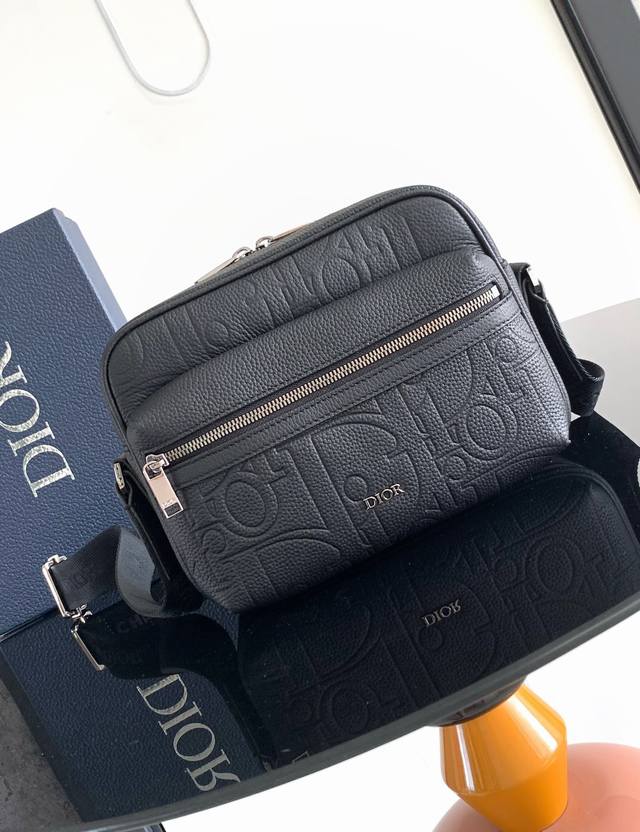New To The Fall 2024 Men's Collection, The Rider 2.0 Zip Messenger Bag Is Practi