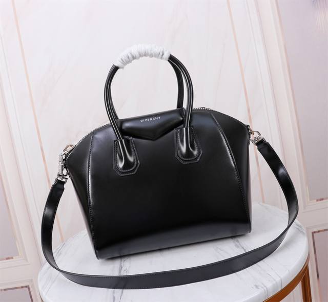 French Brand Givenc*Y Classic Antigona Tote Handbag Medium Imported Crystal Leat