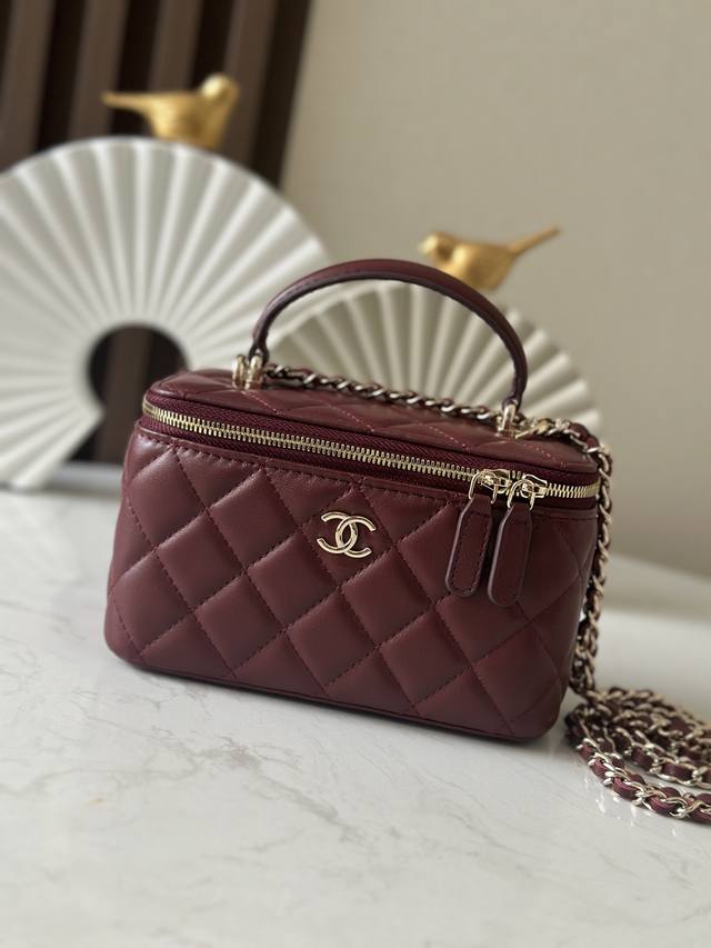 Genuine Grade Chane New Large Chain Cosmetic Bag With Makeup Mirror This New Box