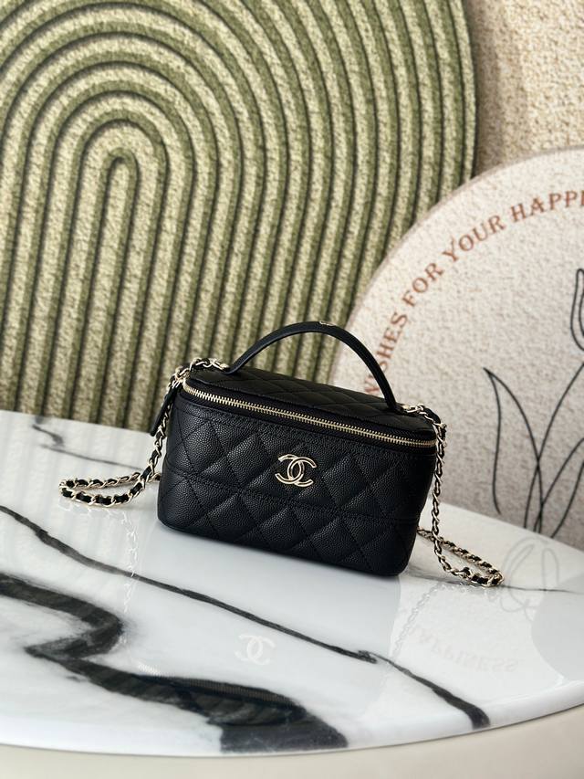 Original Leather Chanel New Crossbody Red Bag Chain Shoulder, Crossbody, Hand-He