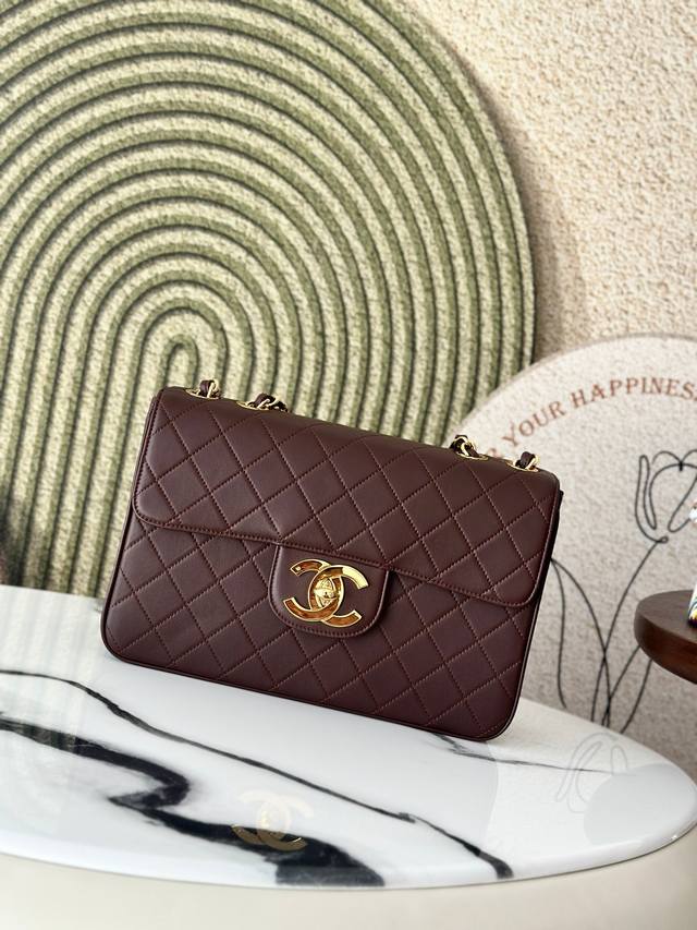 Original Leather Victoria Beckham's Same Chanel Vintage Brown Sheepskin Out-Of-P