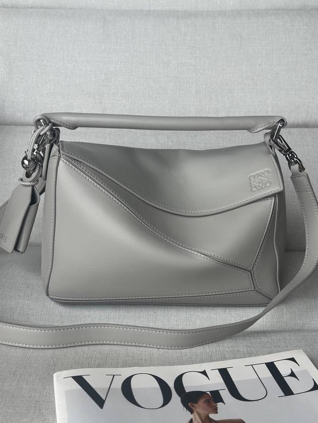 Original Leather New Product 3007 Shell Gray Small Nappa Leather Featherlight Pu