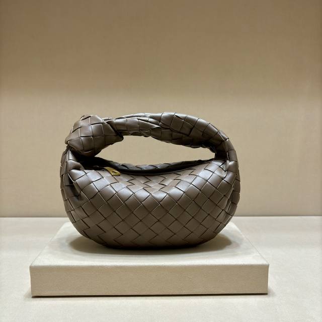 Genuine Model 80 New Braided Knot Hobo Original Lambskin Leather Is Very Soft, T