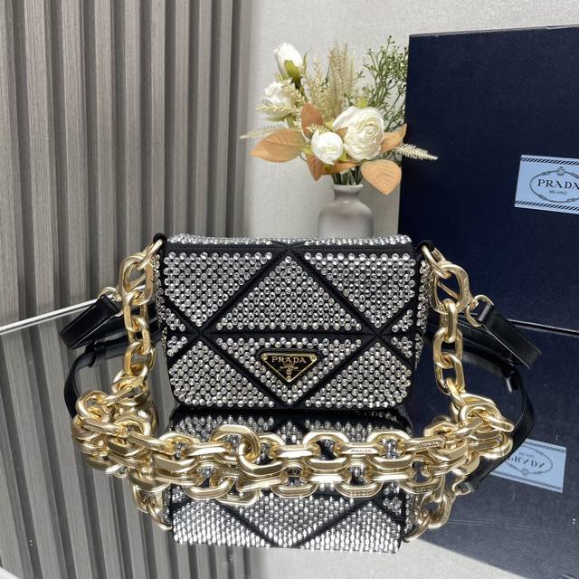 Genuine Top-Grade Original New Crystal Bag 1Bd329 This Model Uses Imitation Crys