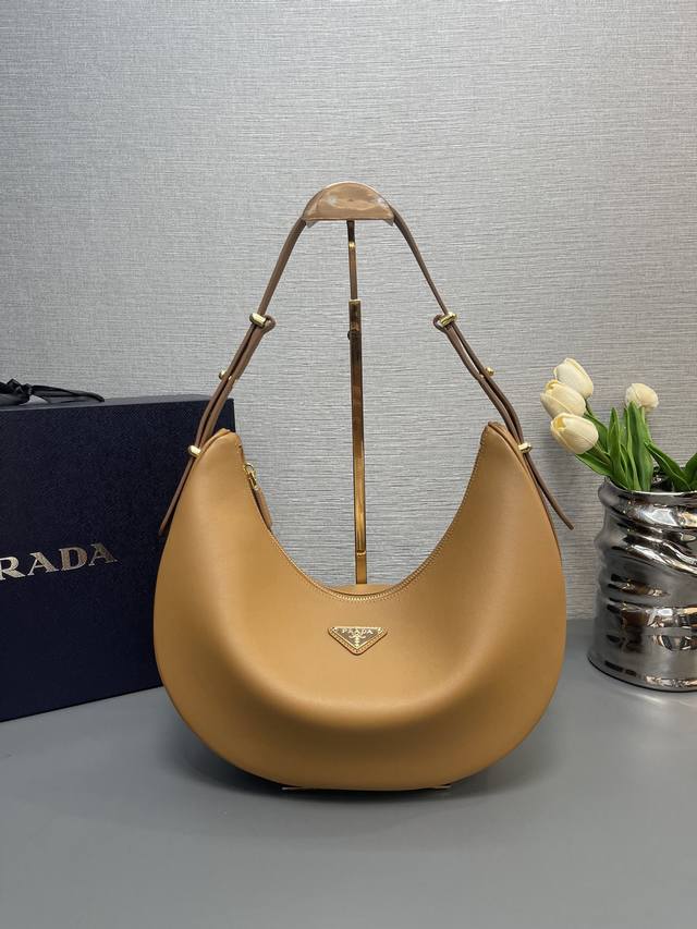 Genuine Top-Grade Original Large Moon Handbag 1Bc212 Large Shoulder Bag Design I