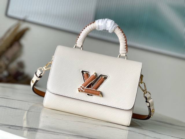 Top Layer Leatherm22236 Beige Braided This Twist Medium Handbag Is Made Of Epi E