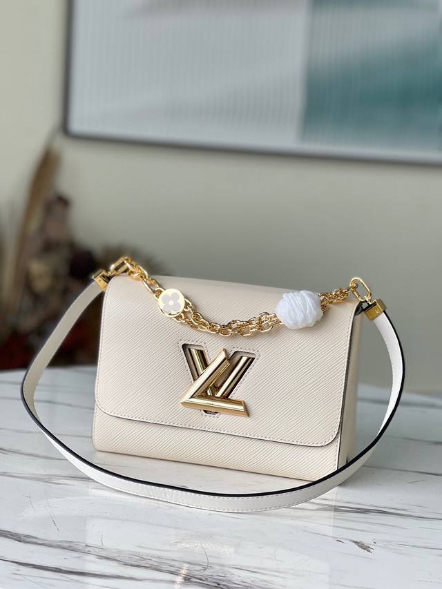 Top Layer Leather, Top Grade Original M59403 Beige This Twist Medium Handbag Is