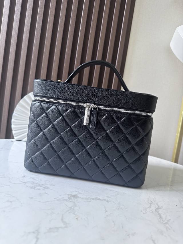 Xiaoxiang's Exclusive Real Shot Of The Top Cosmetic Bag Counter Style, Delicate