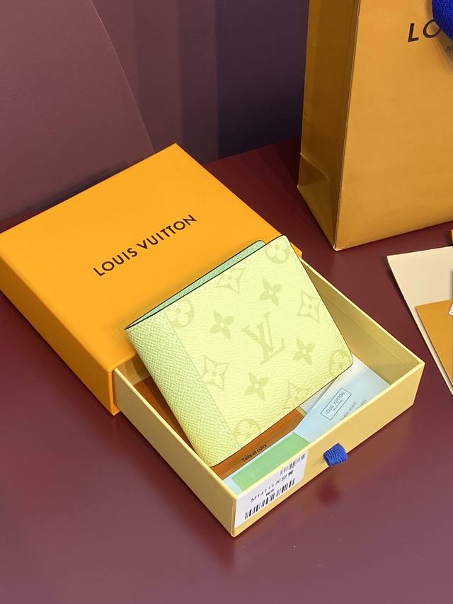 Factory Price P M14111 Sky Yellow! Short Clip, Mul Tiple This Wallet Louis Vuitt