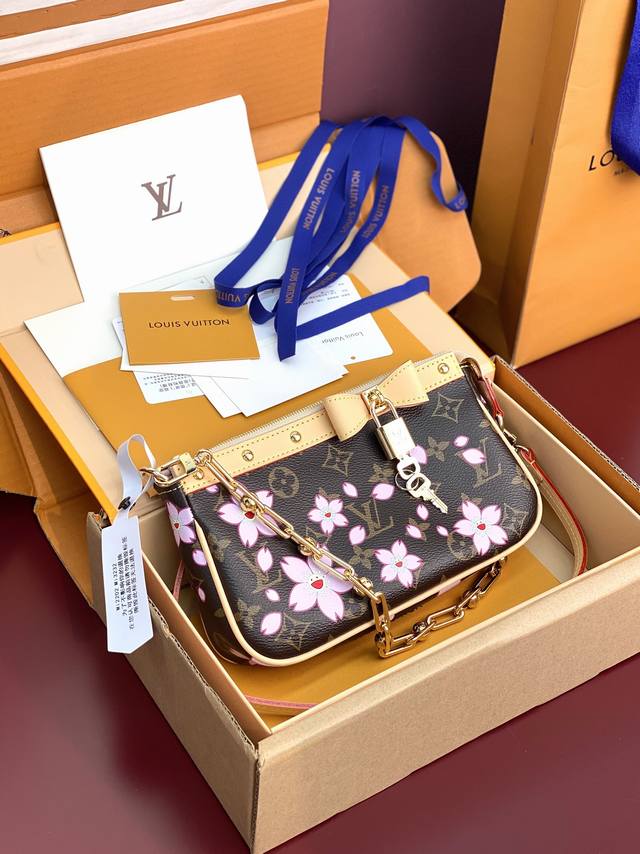 Factory Price P M13668 Sakura! This Pochette Accessoires Handbag Is A Classic Mo