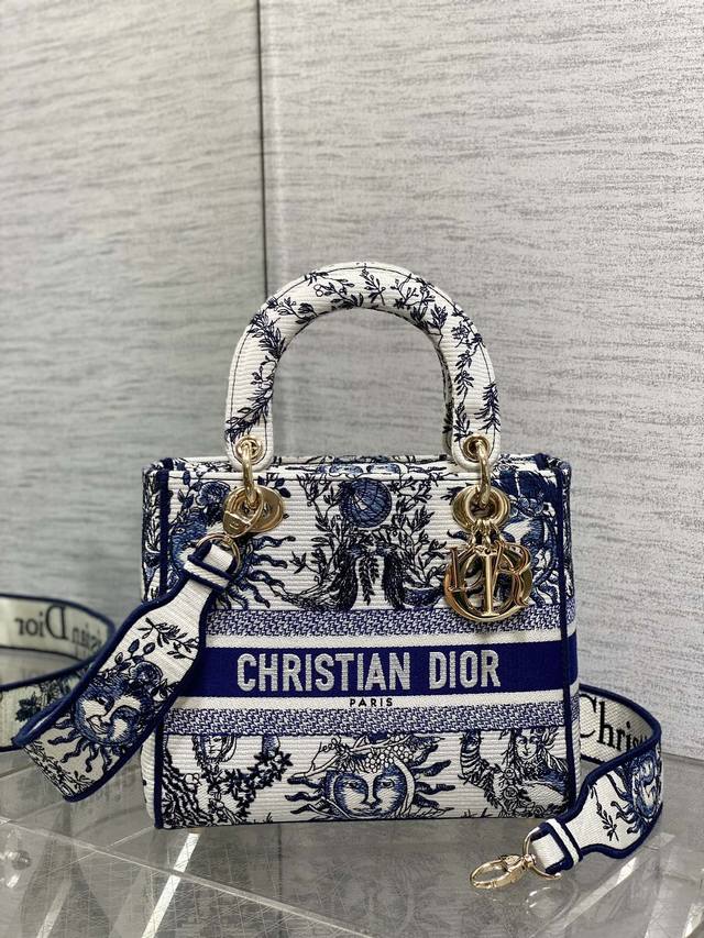 Dior Princess Diana Sun Blue Spot Lady Embroidery Four Seasons Sun Series , Exqu