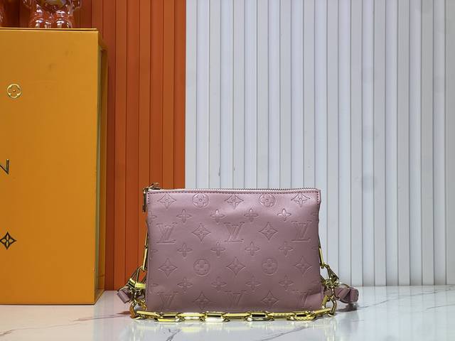 M59598 M13233 This Small Coussin Bag Was A Hit On The Spring/Summer Catwalks. Th