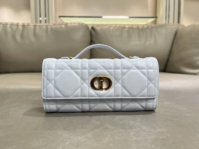Top Original Single This Miss Caro Top Handle Clutch Is A New Product In The 202