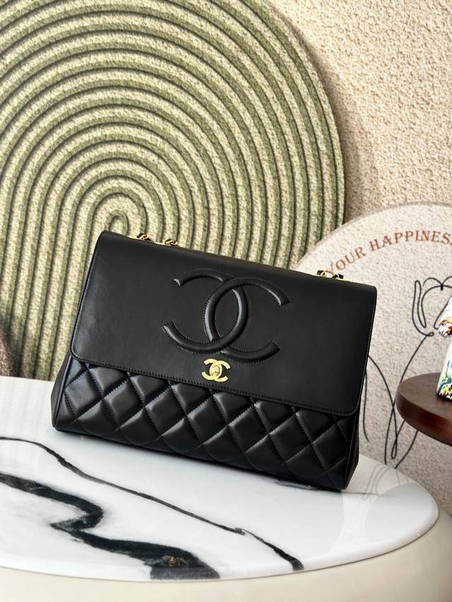 Original Leather Chanezp Develops New Black Sheepskin Shoulder Double Chain Bag,