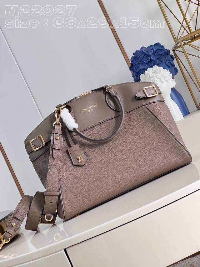 Top Original Home Shot M22927 Gray This Elegant And Practical Lock It Mm Handbag