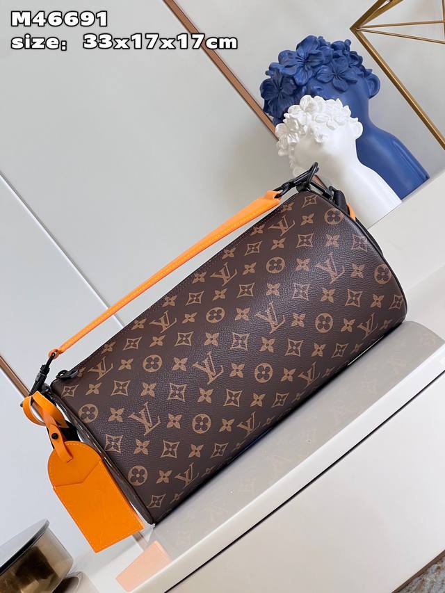 Top Original Home Real Shot M46691 This Soft Polochon Handbag Combines Monogram