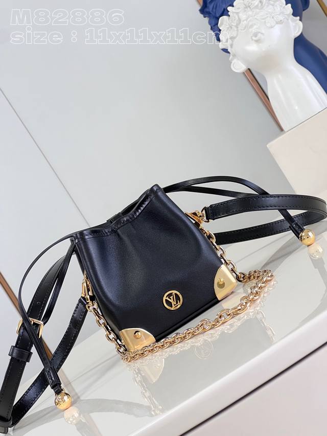 Top Original Home Real Shot M82886 Black Online Only Handbag A Modern And Sophis