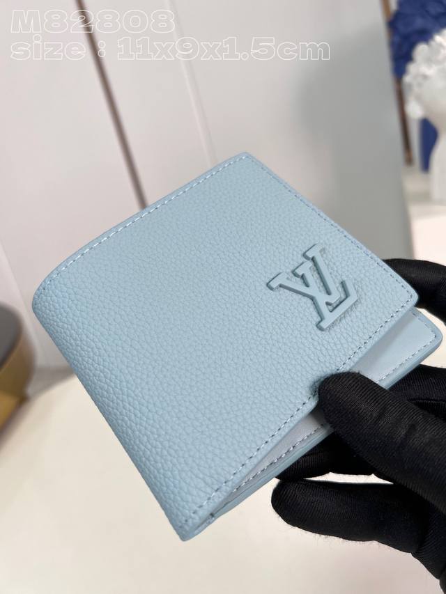 Top Original Home Real Shot M82808 This Multiple Wallet Is From The Aerogram Ser