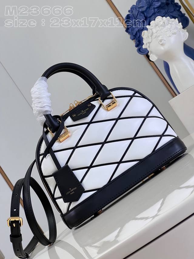 Top Original Home Real Shot M23666 White Nicolas Ghesqui Re Reinterprets The Ico