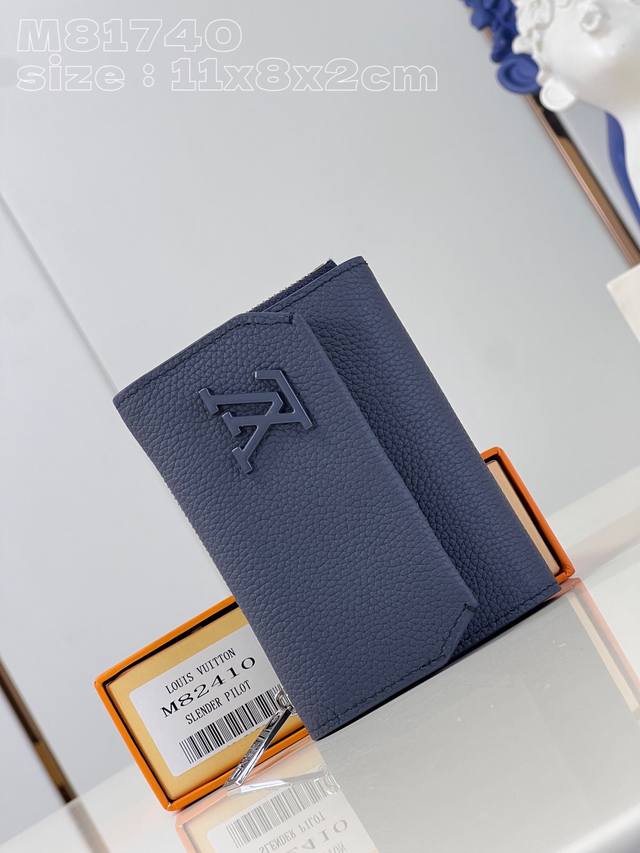 Top Original Home Real Shot M81740 Dark Blue Slender Pilot Wallet Joins The Lv A