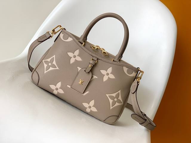 M46488Blackm46503Creamwhitem46585Apricottop Original Trianon Small Handbag Made
