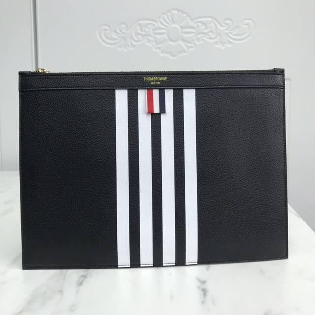Tom Brown Style No.: 6682 Large. Tb Coin Purse Available For Men And Women [Love