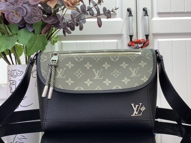 Louis Vuitton Pulse Messenger Bag M12615 The Black And Green Flower Pulse Messen