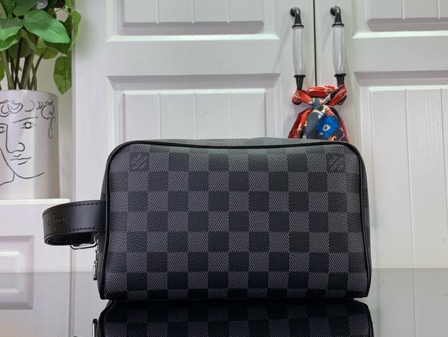 Louis Vuitton Louis Vuitton Exclusive Real Shot Toiletry Bag M83112 83113 Heiger