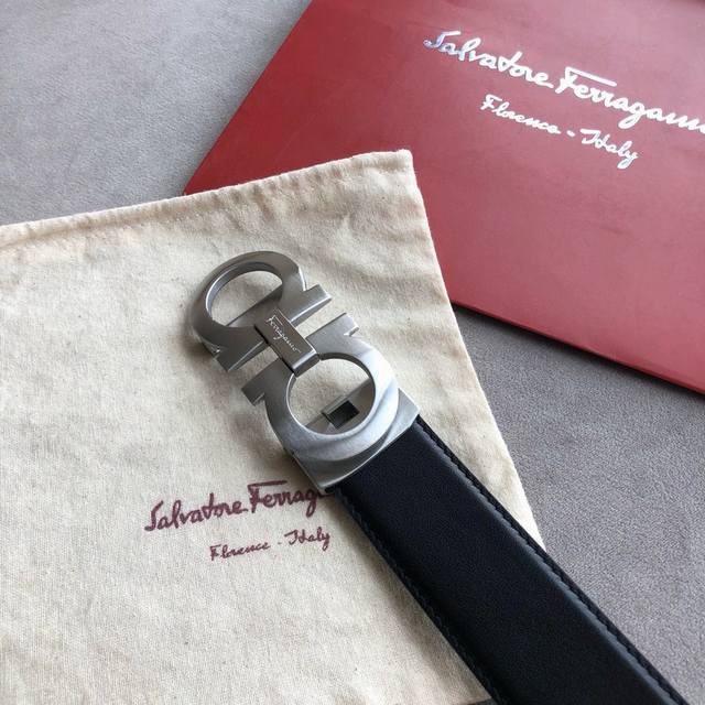 Ferragamo Automatic Belt Has A New Vision And Breaks The Tradition. Can You Tell