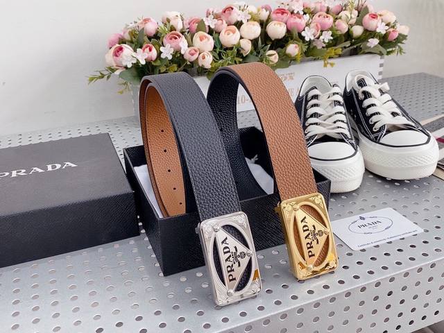 Prada Is A World-Famous Luxury Brand. The Imported Plain Leather Is Available In