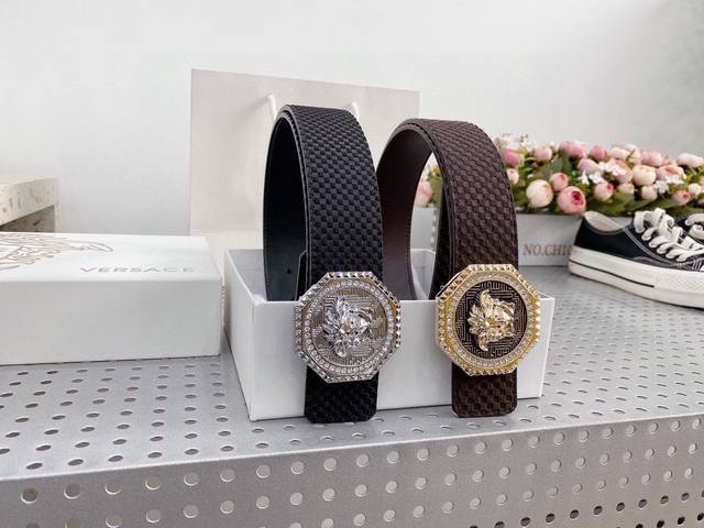 Versace Belt This Buckle Is Luxuriously Diamond Matche D Well Received And Versa