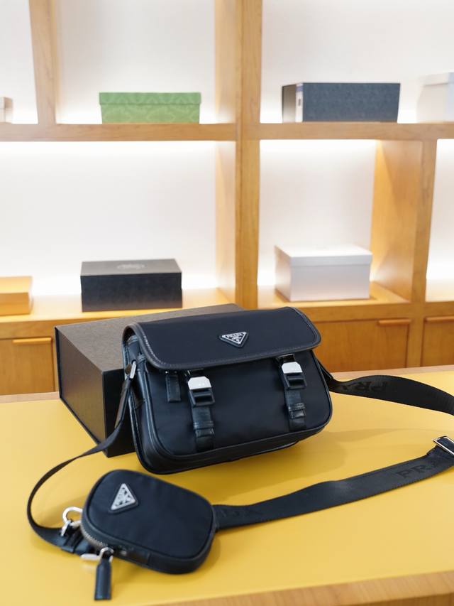 Prada Prada Official Website Synchronized High Version Crossbody Shoulder Bag Ti