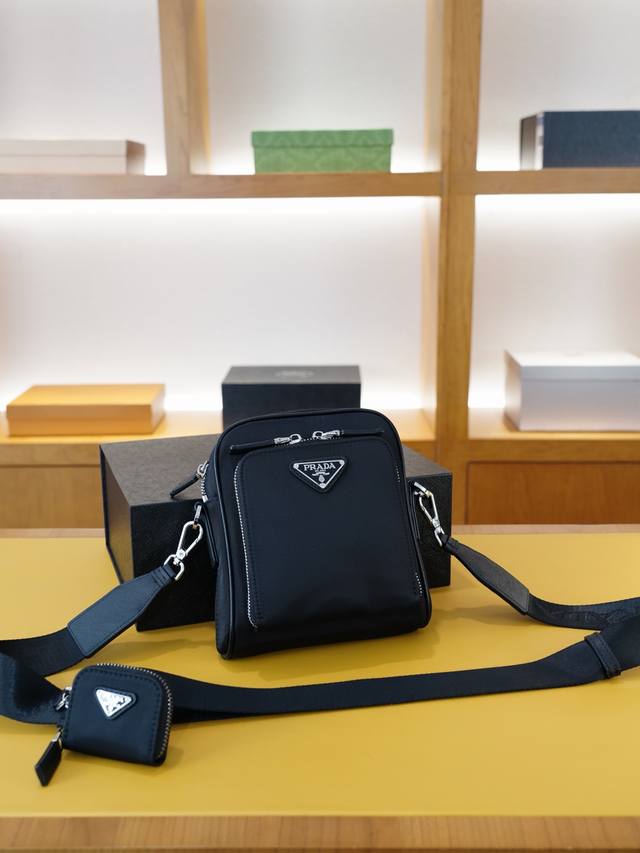 Prada Prada Official Website Synchronized High Version Crossbody Shoulder Bag Ti