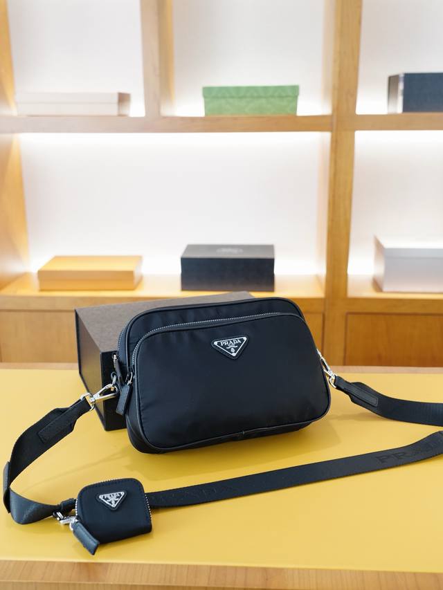 Prada Prada Official Website Synchronized High Version Crossbody Shoulder Bag Ti