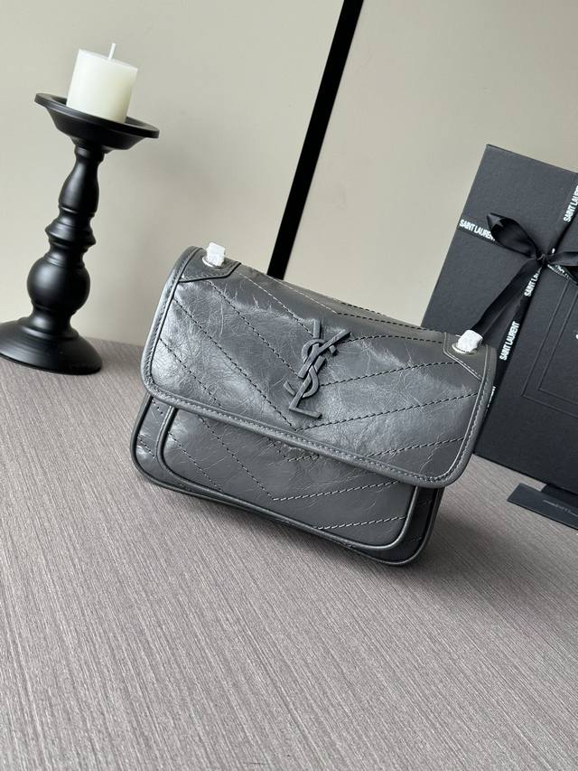 The Latest Model Of Saint Laurent Underarm Bag In Gray Antique Silver. The Most