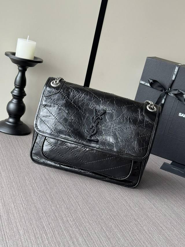 The Latest Model Of Saint Laurent Single-Shoulder Underarm Bag In Black Antique