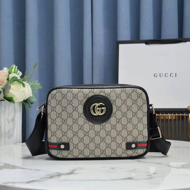 Gucc* New Crossbody Bag. The Top Layer Of Cowhide And The Noble Gucci Pattern Sh