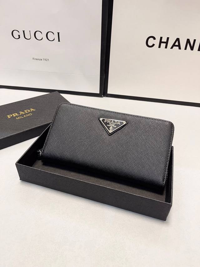 Color Black Size 20X10 Prada's Popular Cross-Grain Leather Counter Synchronizati