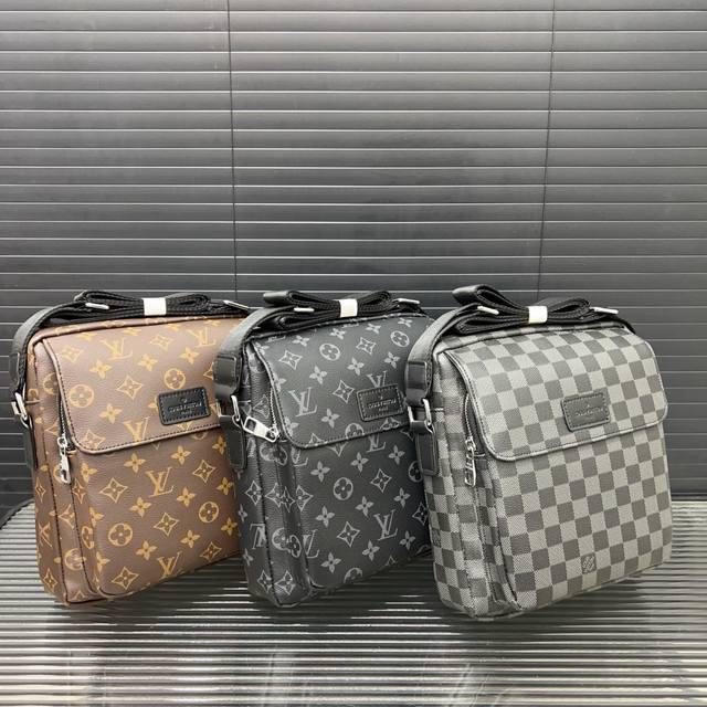 Louisvuitton Louis Vuitton Flap Messenger Bag Men's Crossbody Bag Real Shot Orig