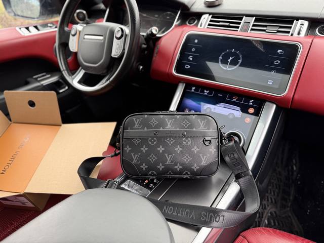 Chip Version High-End Goods New "Louis Vuitton" Lv Shoulder Bag Louis Vuitton Sh