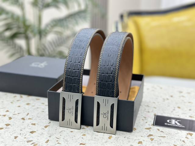 Ck Has A Strong Brand Flavor And Is Made Of Top-Layer Cowhide. It Is Durable And