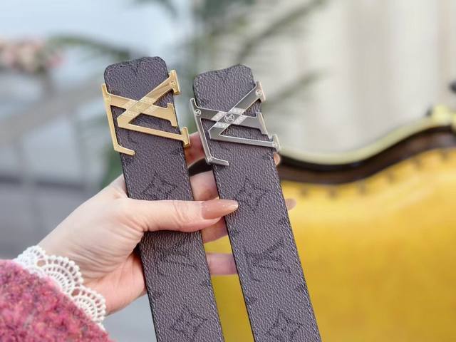 Original-Lv Louis Vuitton Iconic Letter Metal Buckle With Classic Checkerboard P