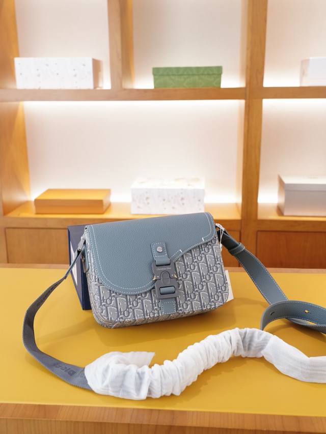 Dior Dior Official Website Synchronized High Version Crossbody Shoulder Bag Time