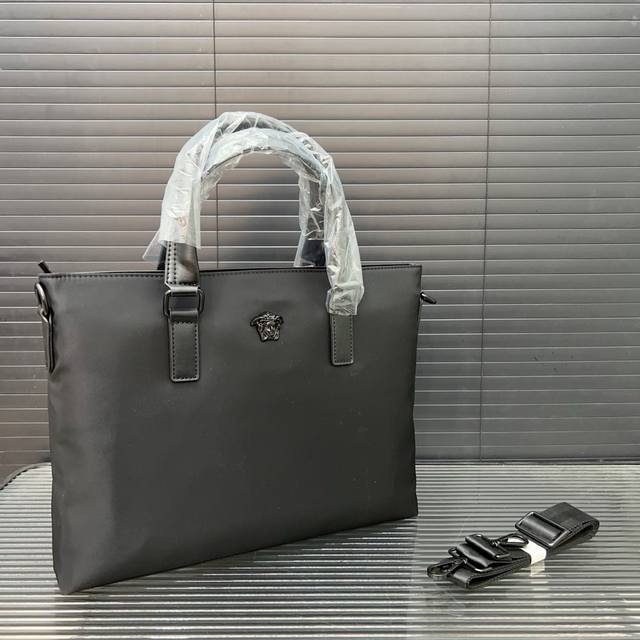 Versace Versace Waterproof Cloth Handbag Men's Briefcase Business Casual Classic