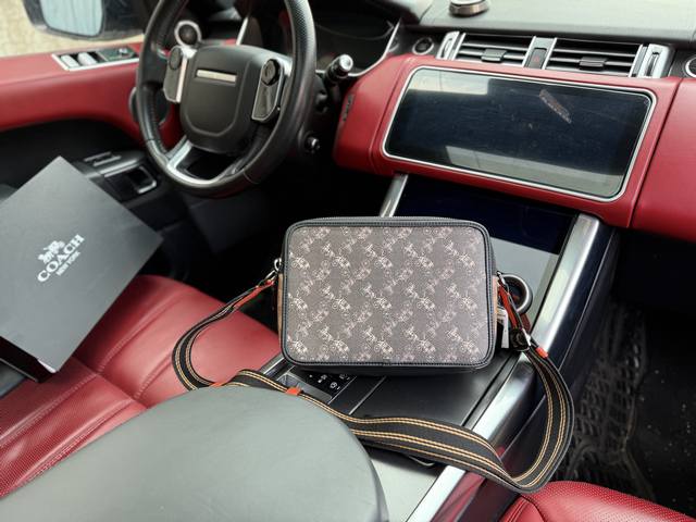 High-End New "Coach" Shoulder Bag Coach Camera Bag Shoulder Messenger Bag Coach