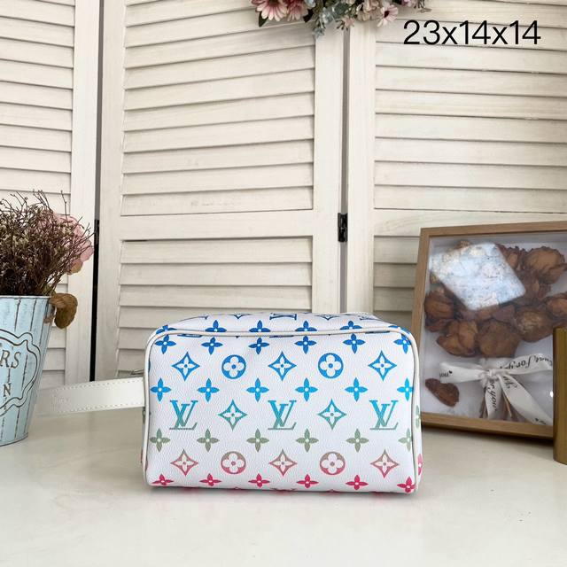 Louis Vuitton Louis Vuitton Exclusive Real Shot Locker Dopp Kit Toiletry Bag M83