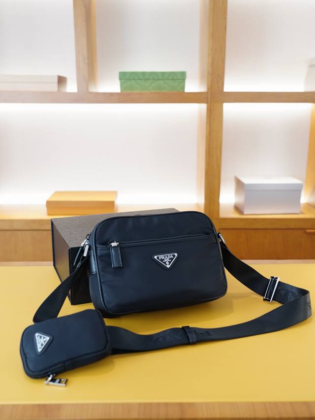 Prada Prada Official Website Synchronized High Version Crossbody Shoulder Bag Ti